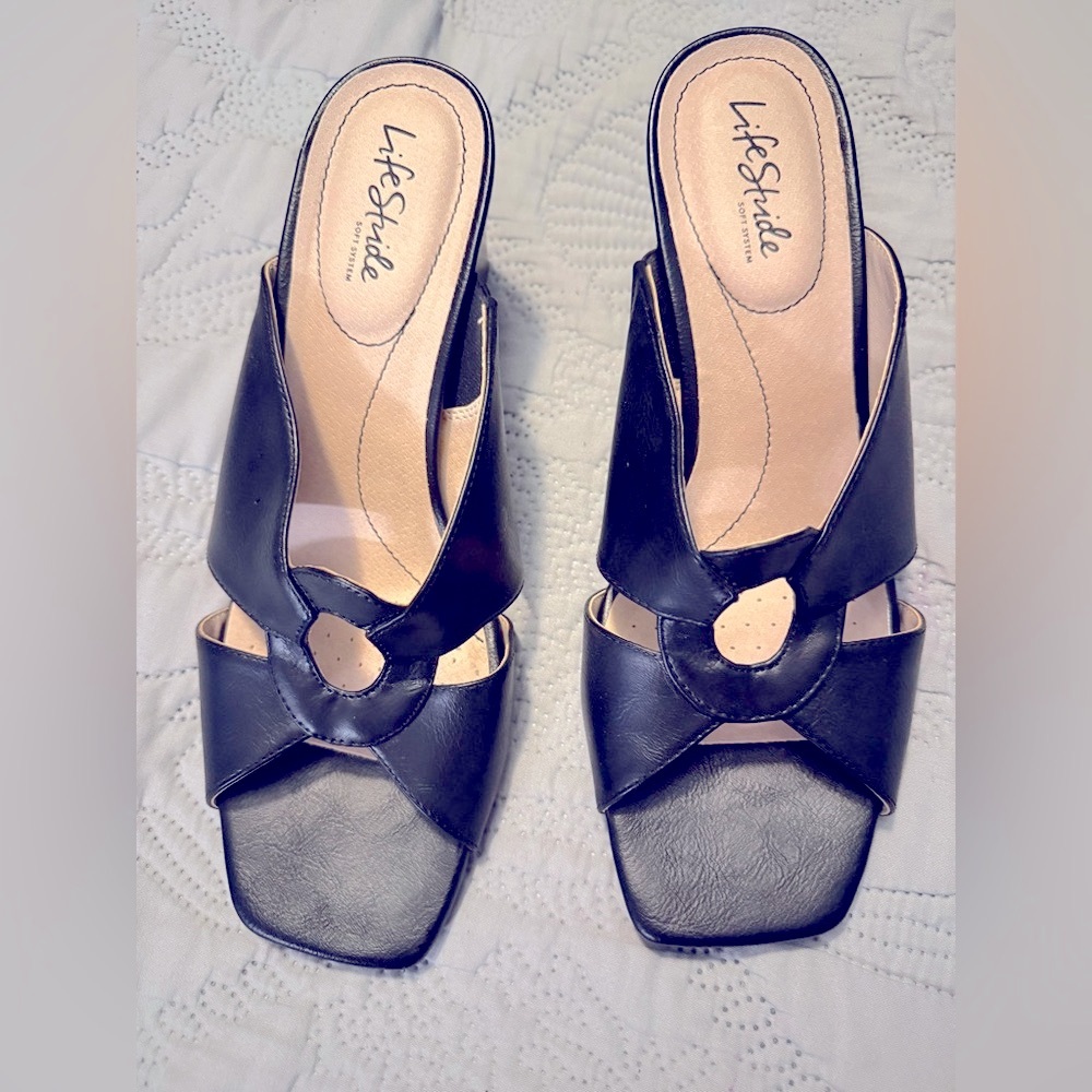 Life Stride Black Open-Toe Slingback Sandals